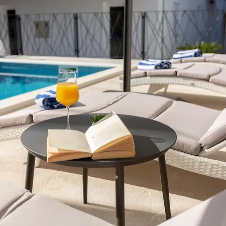 Fortis Bed and breakfast