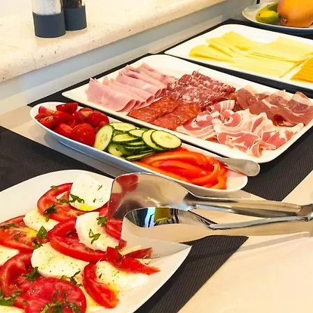 Fortis Alojamento de Acomodação e Pequeno-almoço Trogir