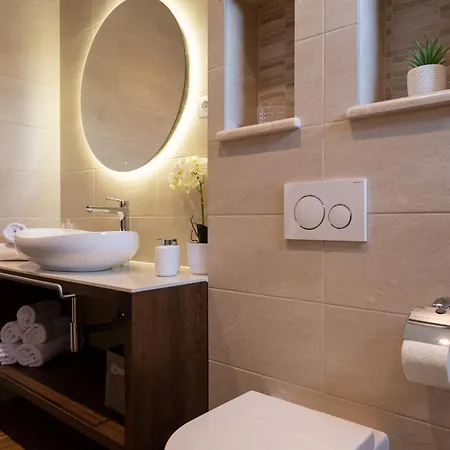 Bed and breakfast Fortis 4*