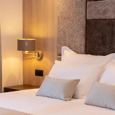 Couette-café Fortis Trogir