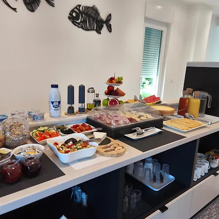 Fortis Couette-café Trogir